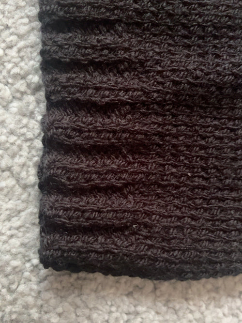 Baby Cat Ear Hat Knitting Pattern | Black Cat Halloween Baby Hat | Knit Flat DK Pattern | 0–12 Months Beginner friendly