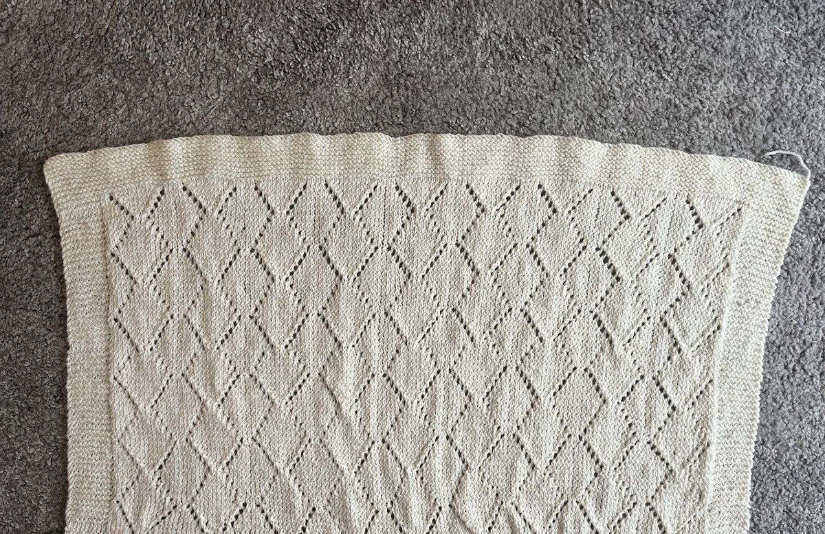 Diamond Eyelet Baby Blanket Knitting Pattern – DK Yarn – BLNKT 011