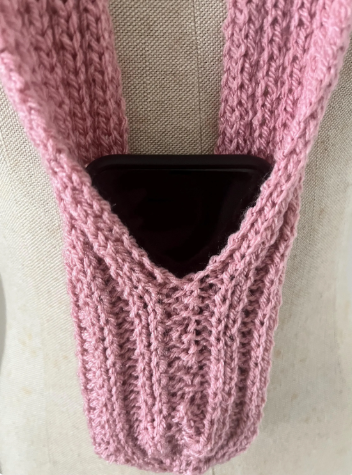 Hands-Free Mobile Phone Holder Necklace Knitting Pattern | Easy Beginner PDF | DK Yarn | Knit Phone Pouch | Digital Download