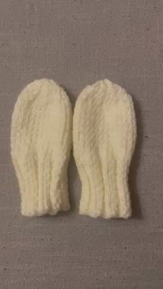 Knitted Baby Mittens – Knitting Pattern | 4 Sizes | Knit Flat